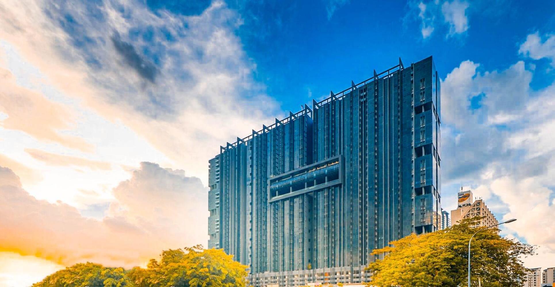 M Near Klcc Kpj Puteri Specialist Hospital