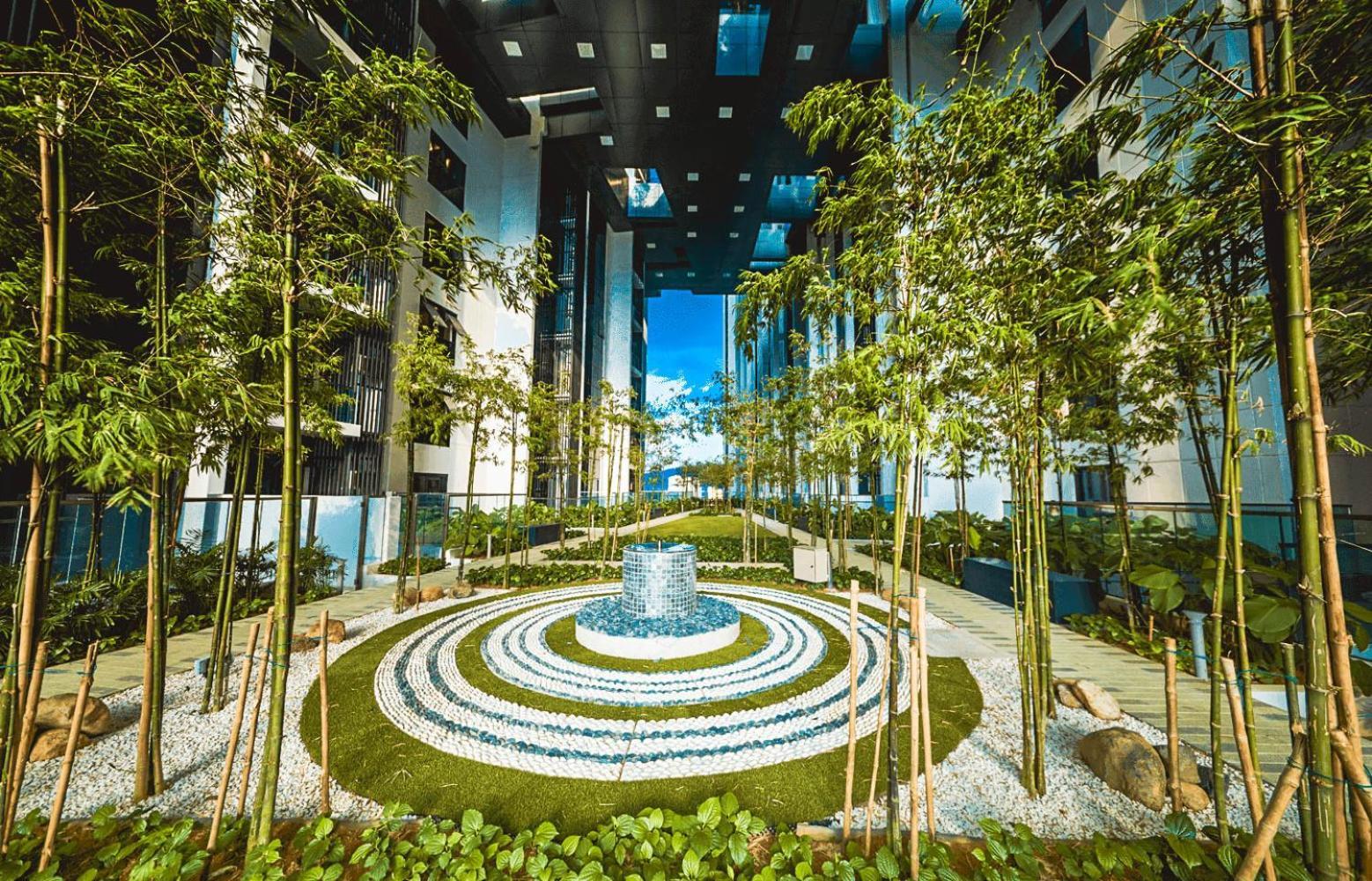 M Near Klcc Kpj Puteri Specialist Hospital Apartment *