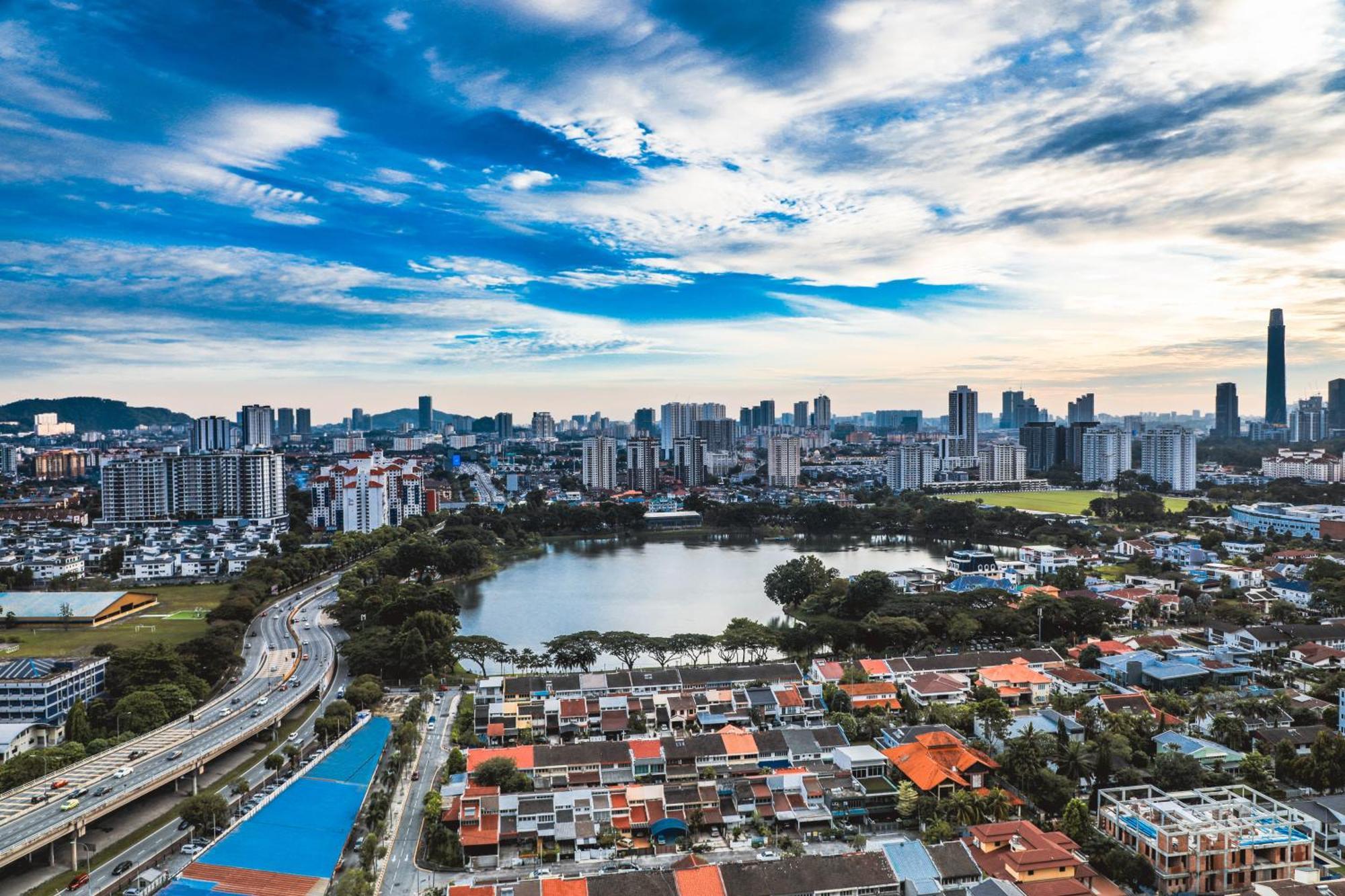 Apartment M Near Klcc Kpj Puteri Specialist Hospital
