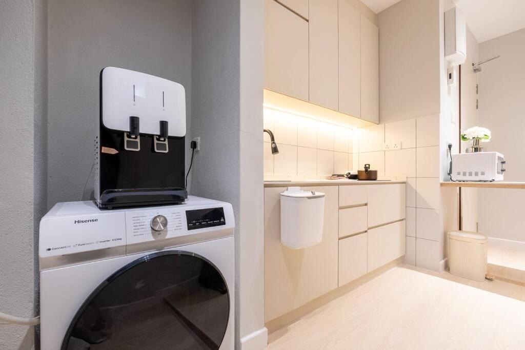 Little Smiley Flower Majestic Maxim 2br 夜市中文房东mrt *