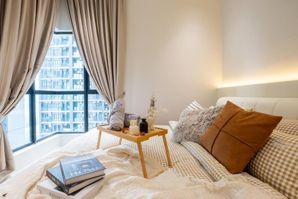 Little Smiley Flower Majestic Maxim 2br 夜市中文房东mrt Apartment Kuala Lumpur