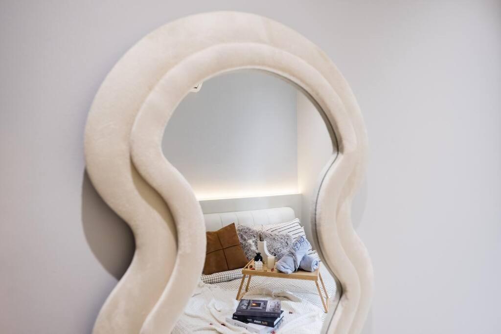 Apartment Little Smiley Flower Majestic Maxim 2br 夜市中文房东mrt *