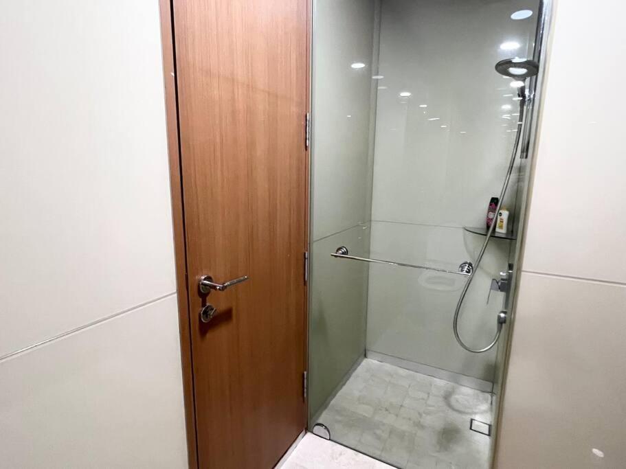 Apartment 5-8mins To Aquaria Klcc/kl Convention Ctre, 2 Beds *