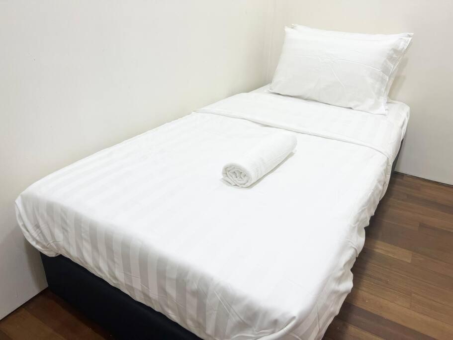 Apartment 5-8mins To Aquaria Klcc/kl Convention Ctre, 2 Beds