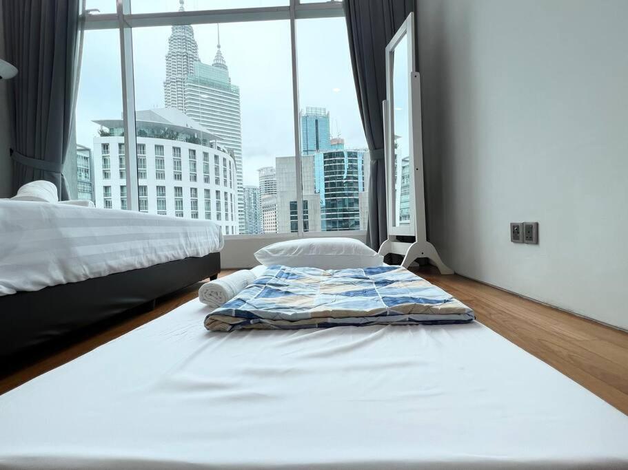 5-8mins To Aquaria Klcc/kl Convention Ctre, 2 Beds Kuala Lumpur