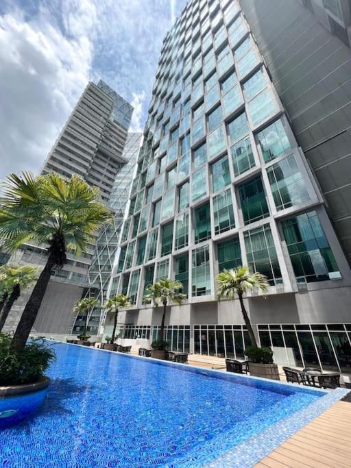 Apartment 5-8mins To Aquaria Klcc/kl Convention Ctre, 2 Beds