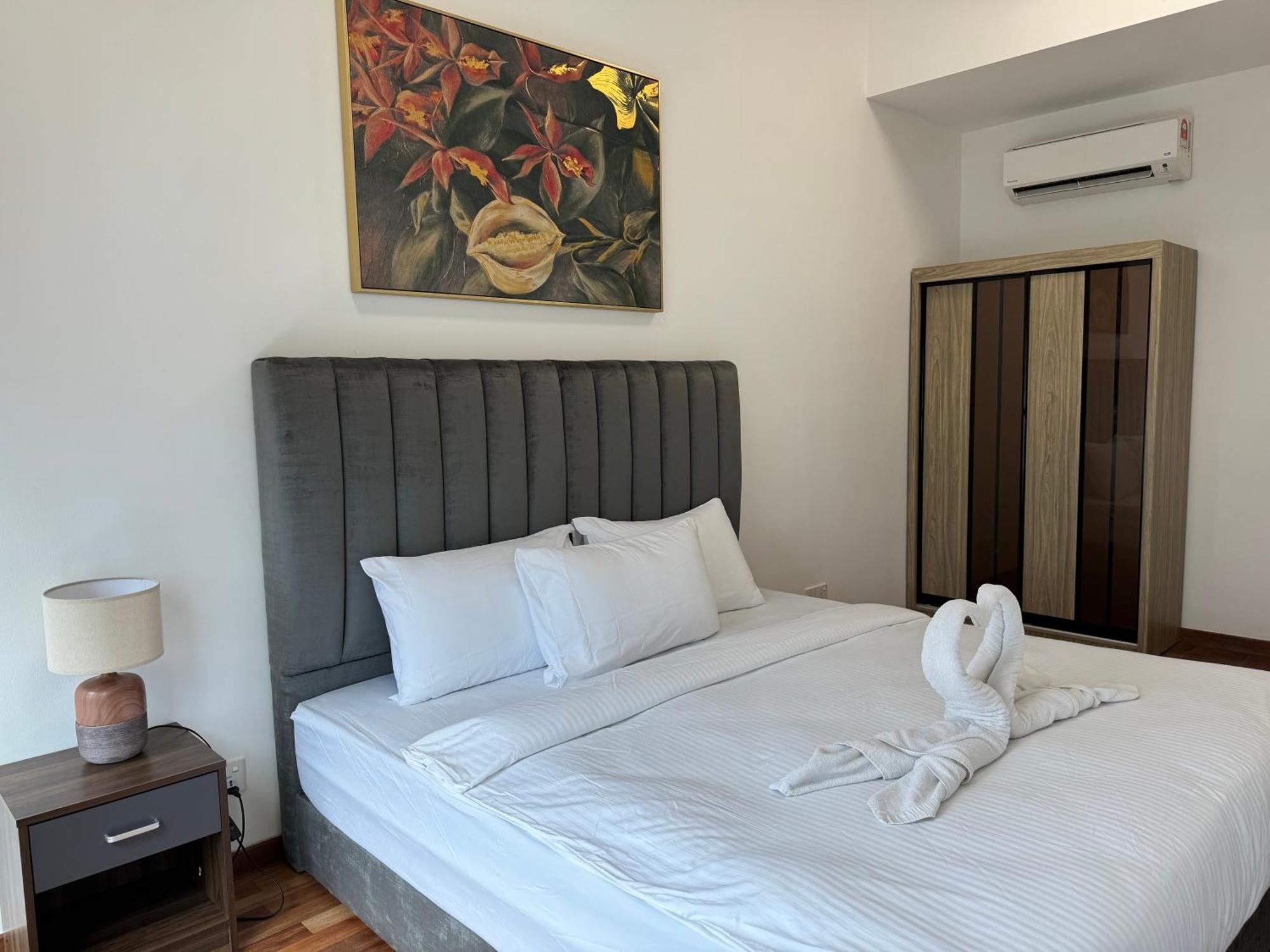 Reizz By Berjaya Apartment
