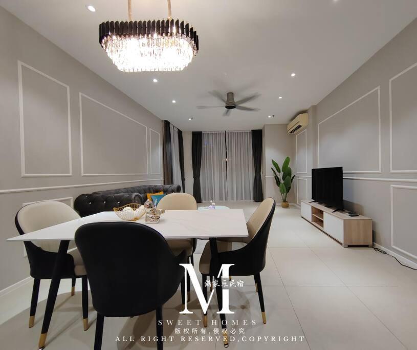 Apartment Arcoris Mont Kiara 16# 163 Retails #executive Corner 1 Bedroom With Balcony #arcoris #kl