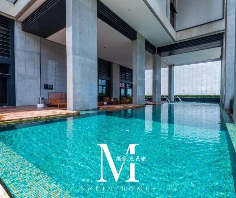 Apartment Arcoris Mont Kiara 16# 163 Retails #executive Corner 1 Bedroom With Balcony #arcoris #kl *