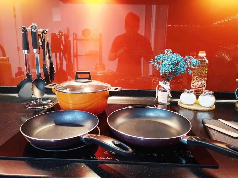 Mont Kiara Main Street Walking Distance Sunway 163 2 Bedroom Balcony 2-4Pax