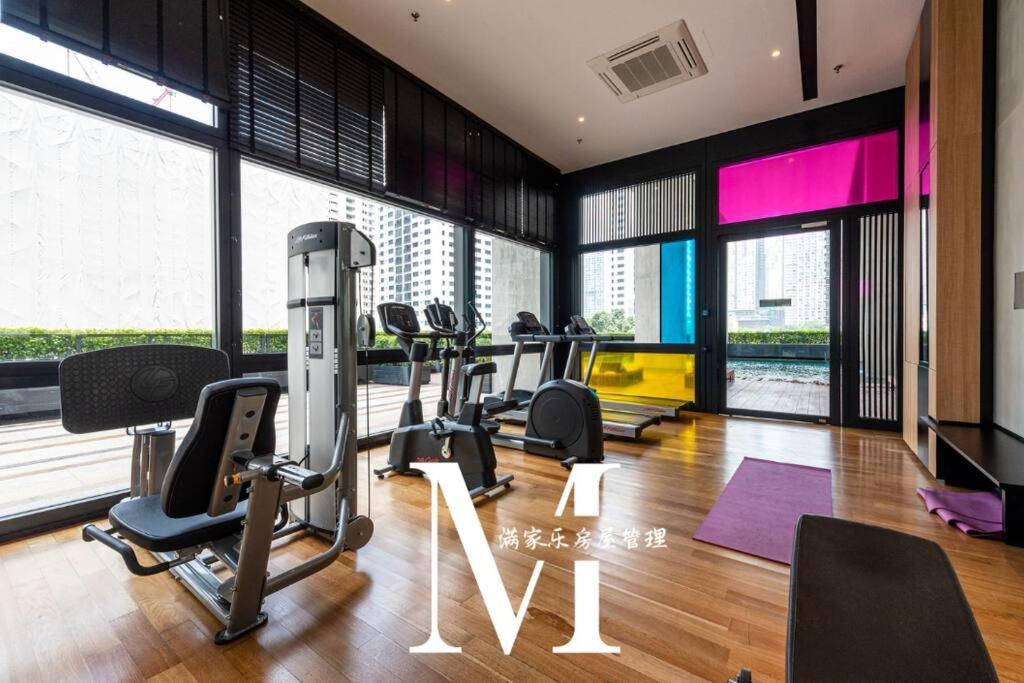 Mont Kiara Main Street Walking Distance Suwnay 163 2 Bedroom Balcony 2-4Pax