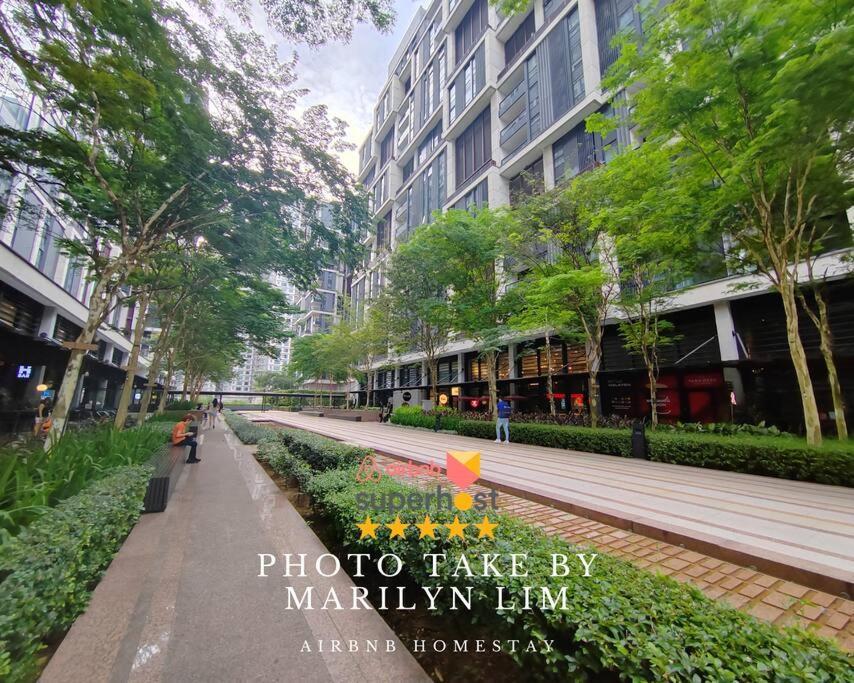 Mont Kiara Main Street Walking Distance Suwnay 163 2 Bedroom Balcony 2-4Pax Apartamento *