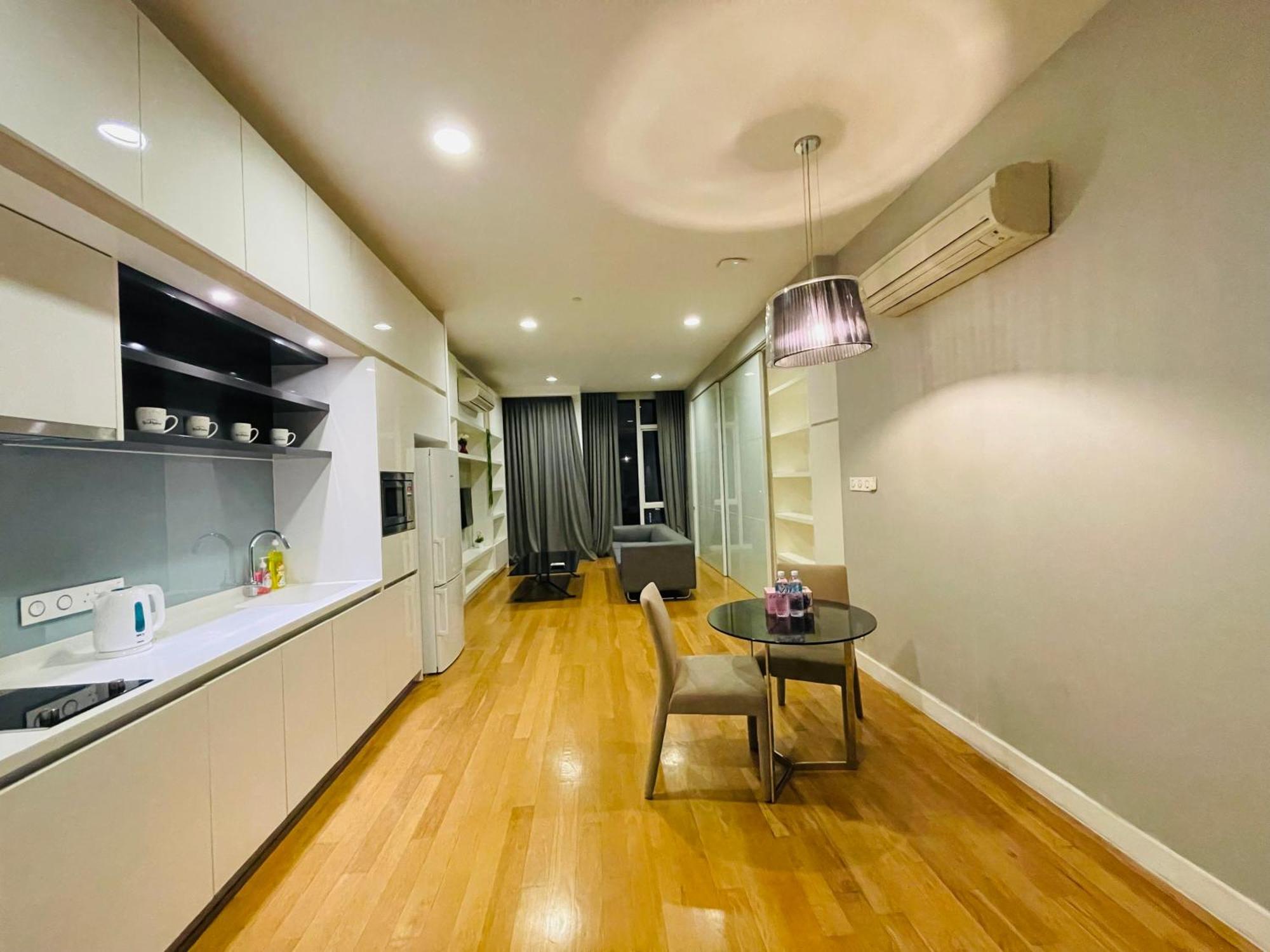 Apartment Platinum Klcc By Dxe *