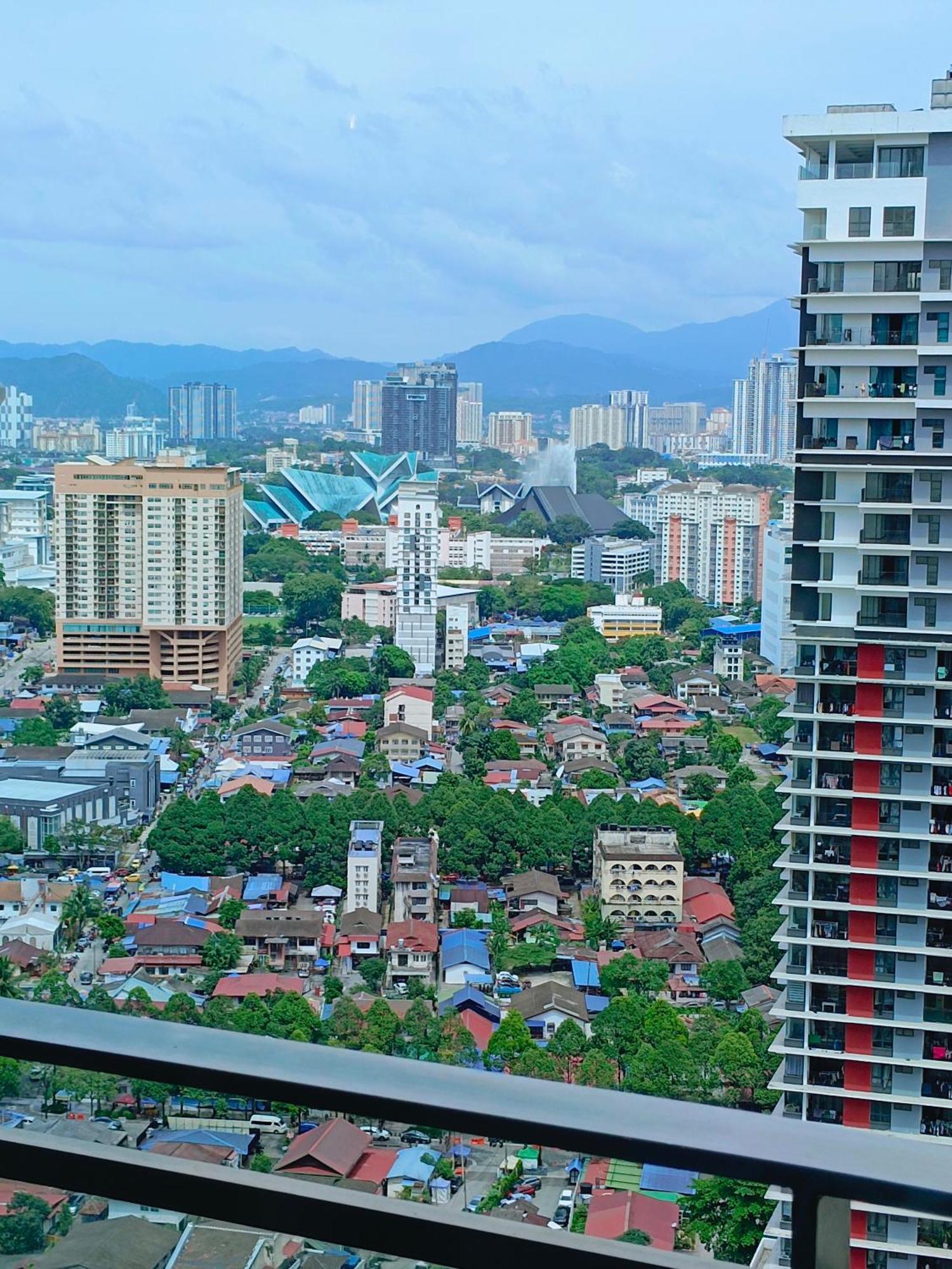 Summer By Kl Tower *