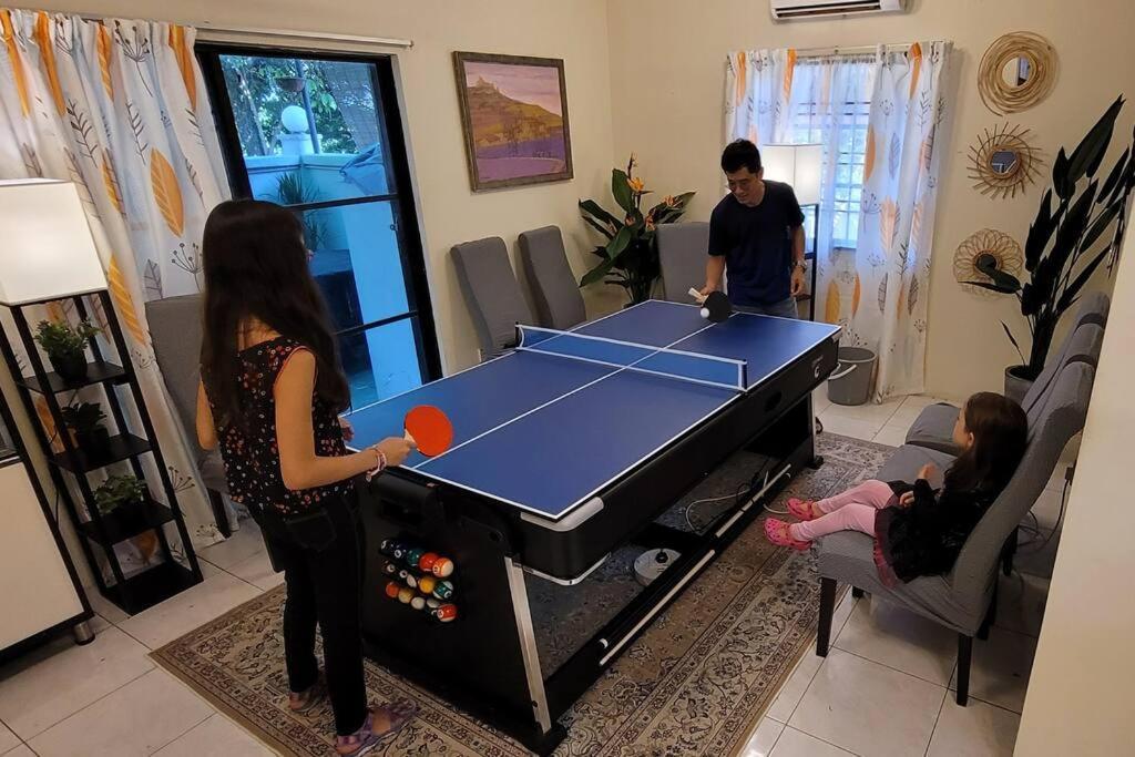 The Fun House- 3 Bedrooms, Pool Table & Lots More * Kuala Lumpur