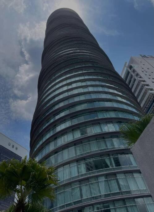 Stylish Vortex 3 Bedroom In Klcc With Carpark Apartment Kuala Lumpur