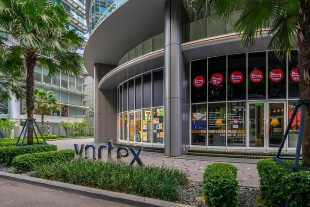 Apartment Stylish Vortex 3 Bedroom In Klcc With Carpark Kuala Lumpur