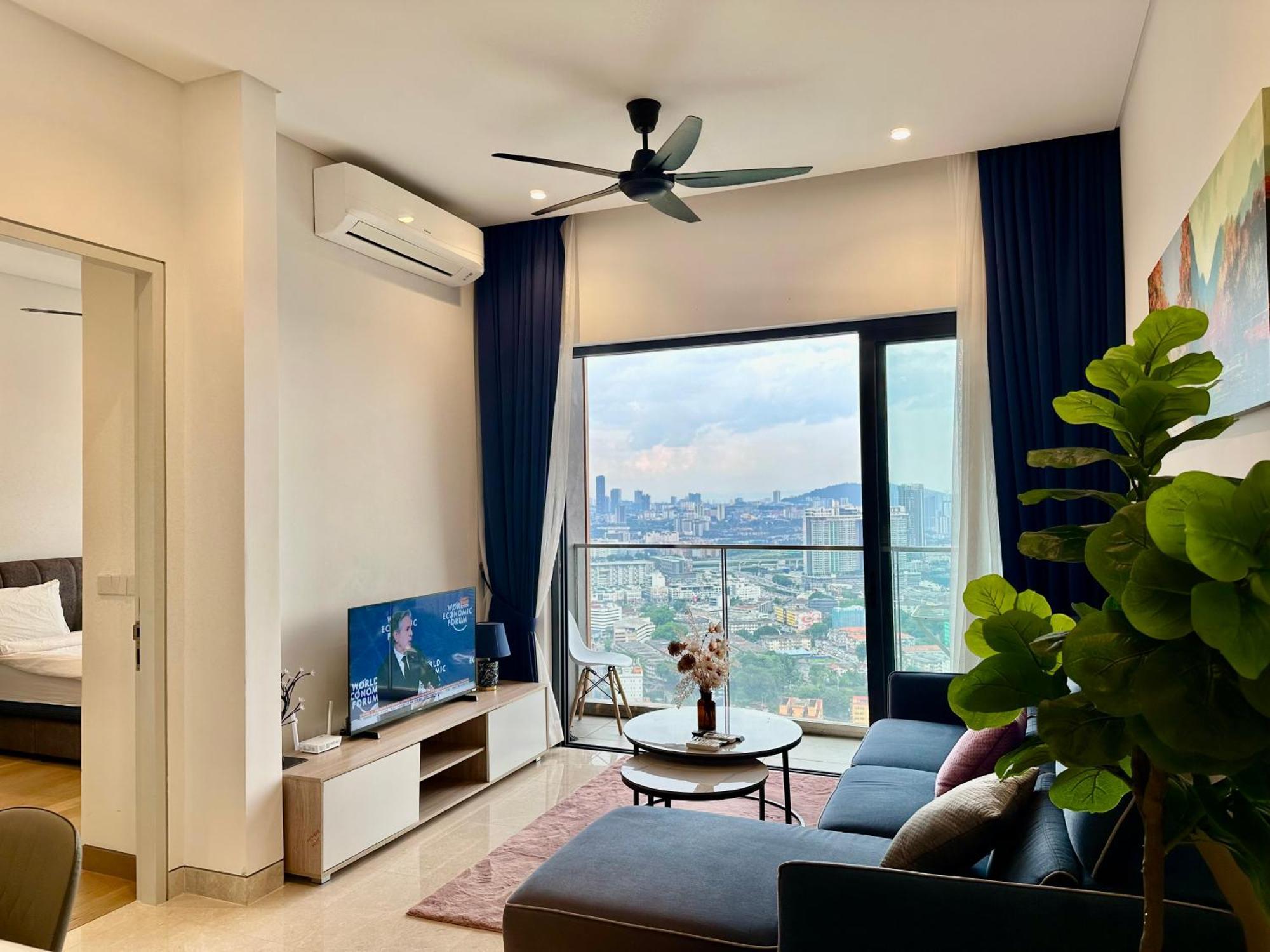 Lucentia 3309 Apartment