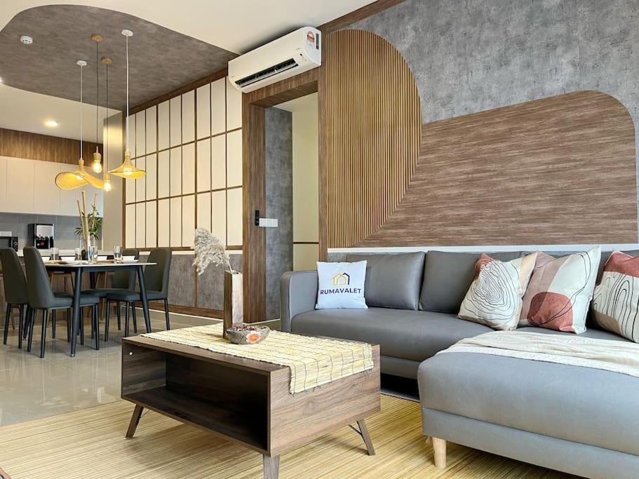 4br Family Mvertica Near Mrt By Rumabnb Kuala Lumpur