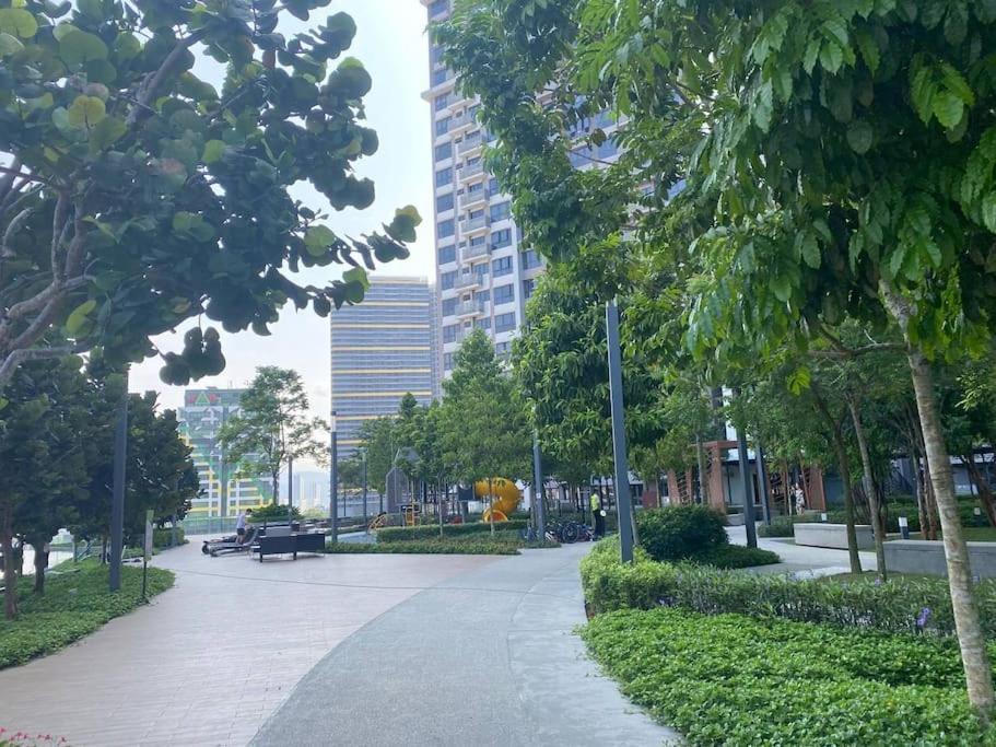 Apartment 4br Family Mvertica Near Mrt By Rumabnb Kuala Lumpur