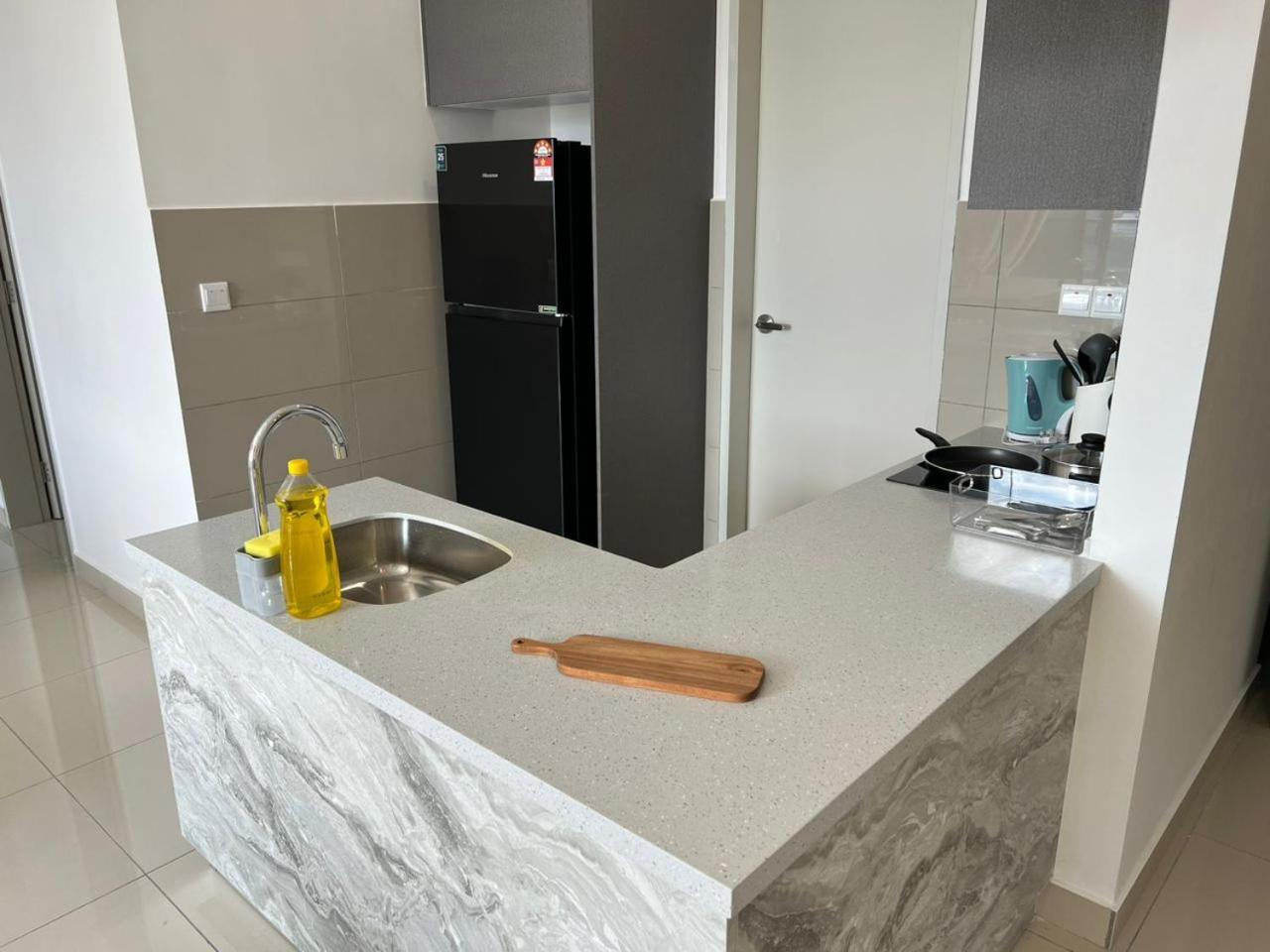 Apartment 3r2b Chan Sow Lin Trion 2 - 8 Pax *