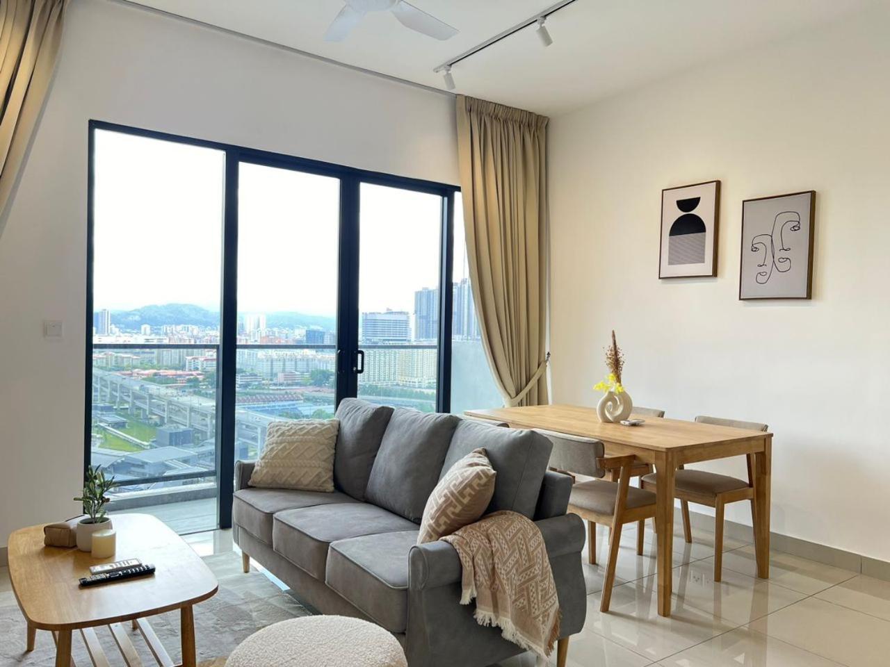 Apartment 3r2b Chan Sow Lin Trion 2 - 8 Pax *