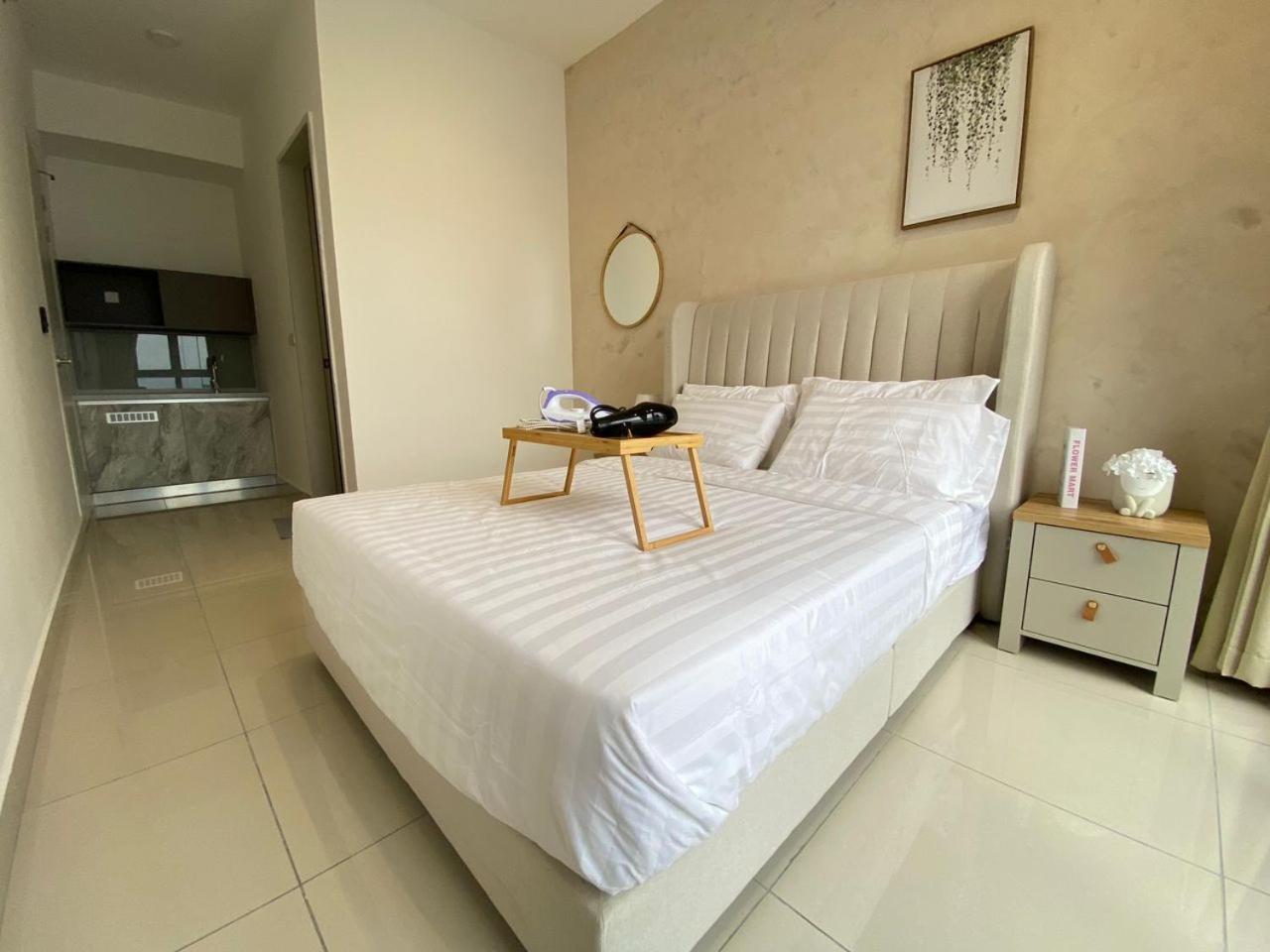 Apartment 3r2b Chan Sow Lin Trion 2 - 8 Pax Kuala Lumpur