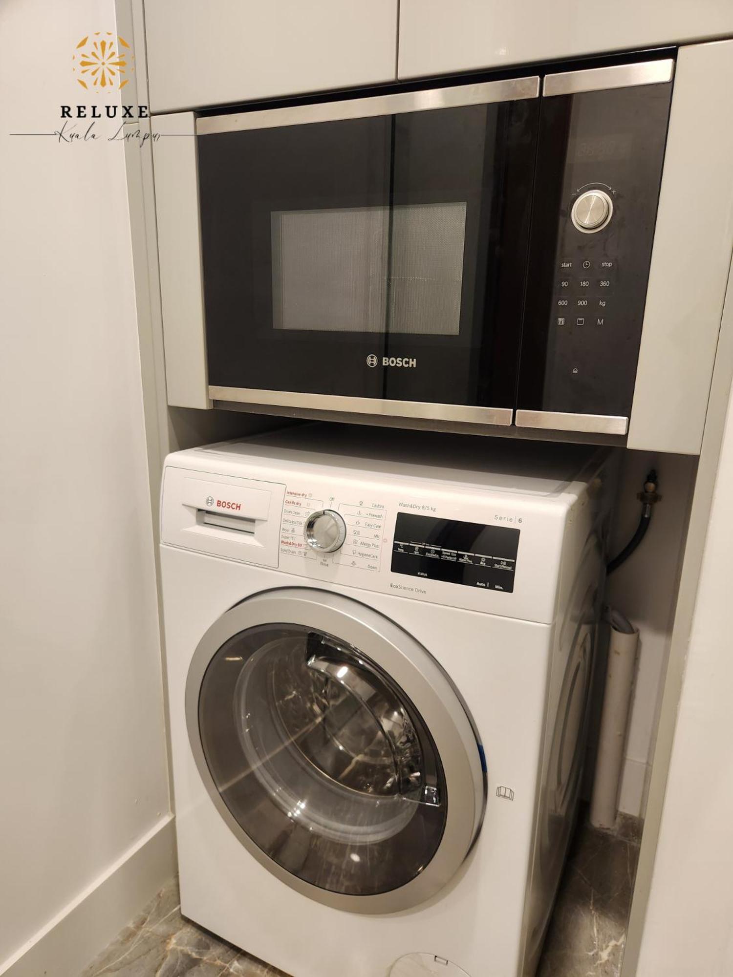 The Platinum 2 Premium By Reluxe
