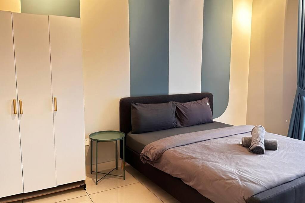 Luxury 1br Service With Balcony Trion Kl Apartment Kuala Lumpur