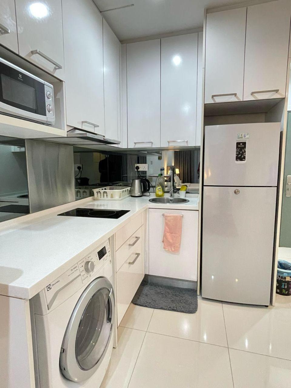 Appartement Summer Klcc By Apple *