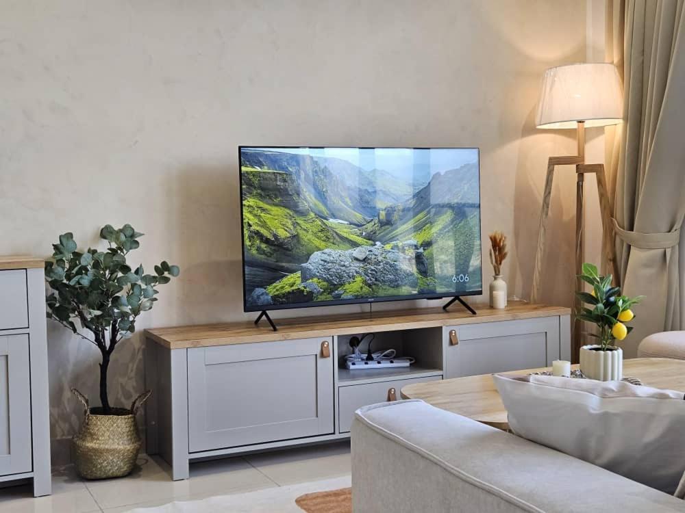 Apartment 3r2b Chan Sow Lin Trion 2 - 8 Pax *