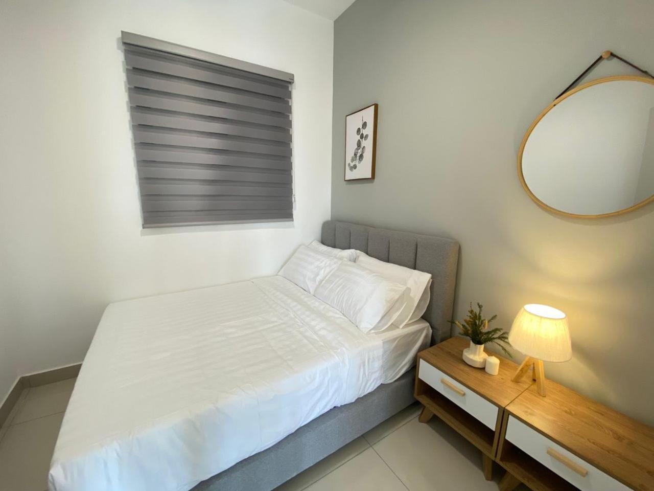 3r2b Chan Sow Lin Trion 2 - 8 Pax Apartment