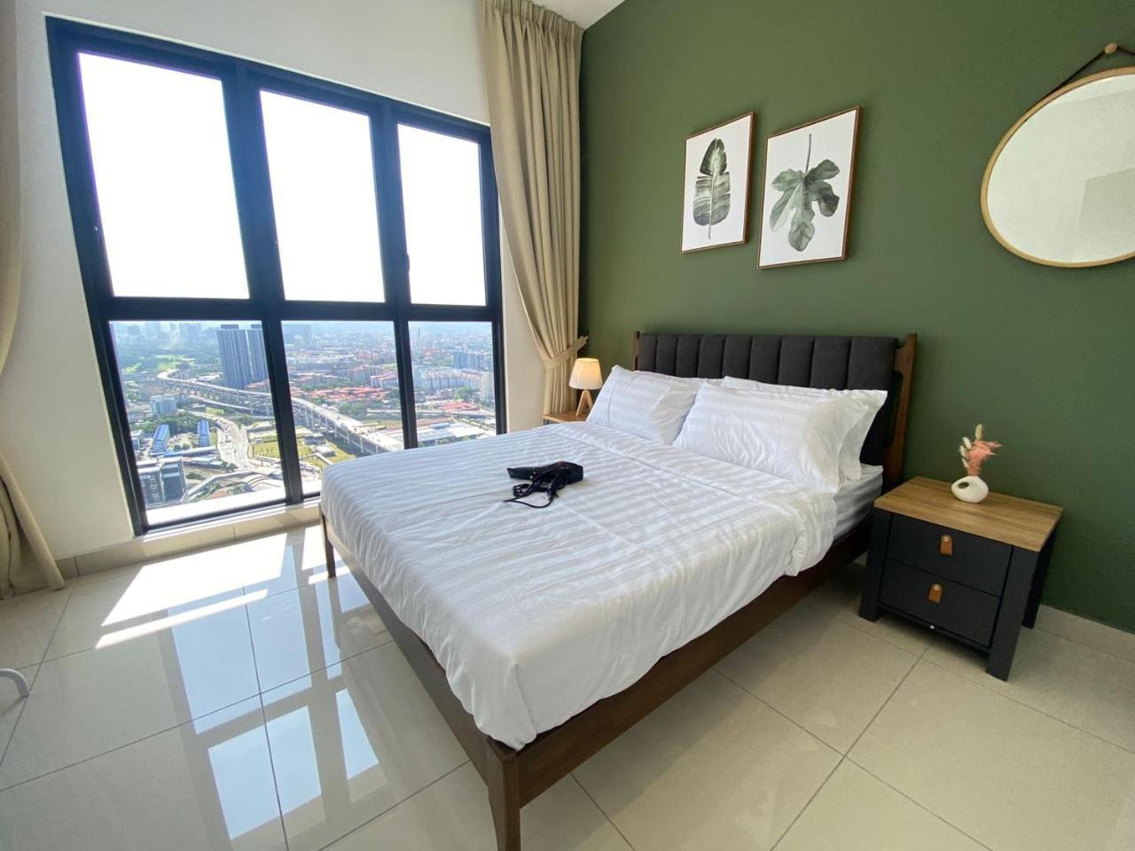 Apartment 3r2b Chan Sow Lin Trion 2 - 8 Pax *