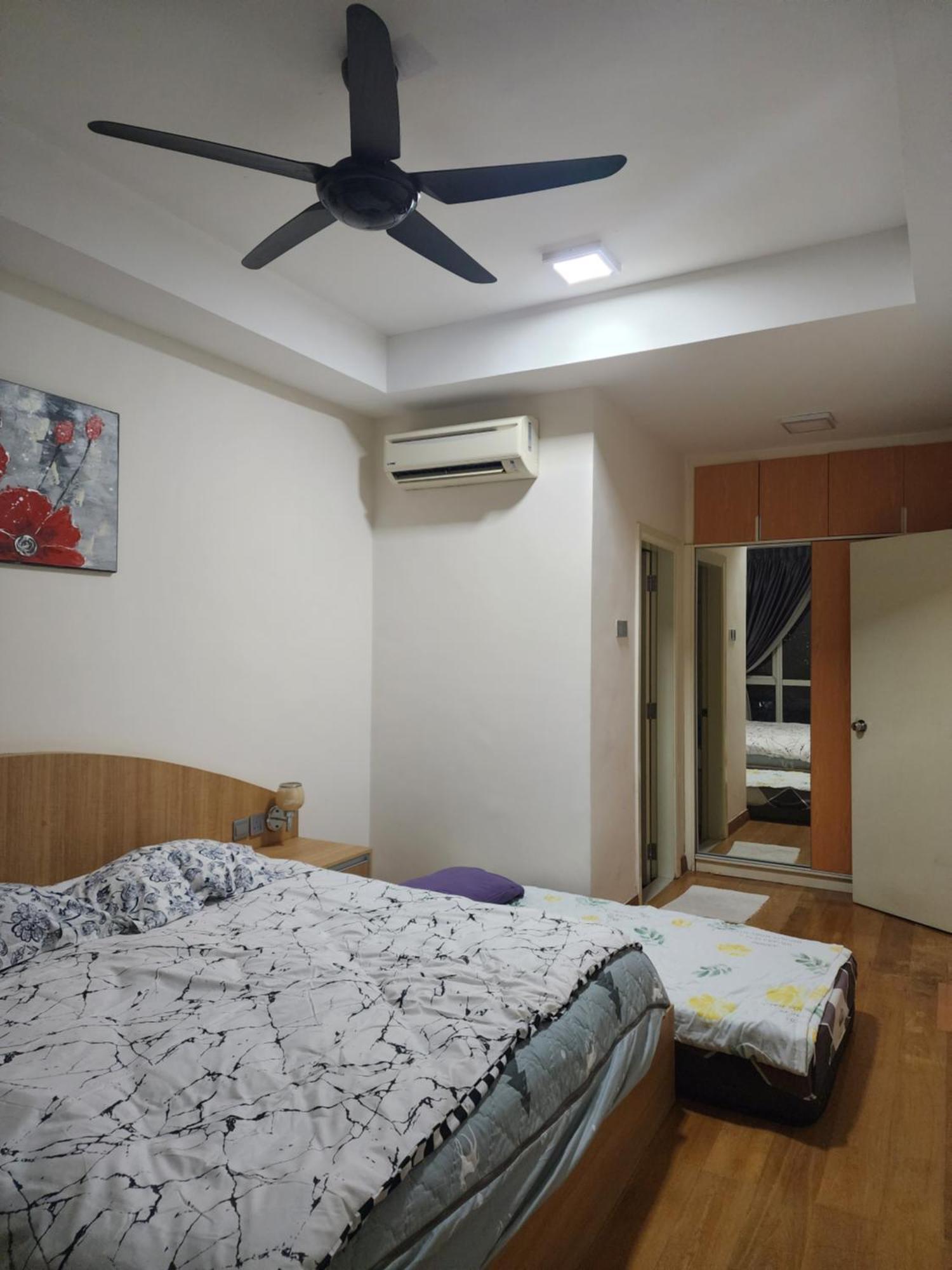 Crest Residences Apartment *