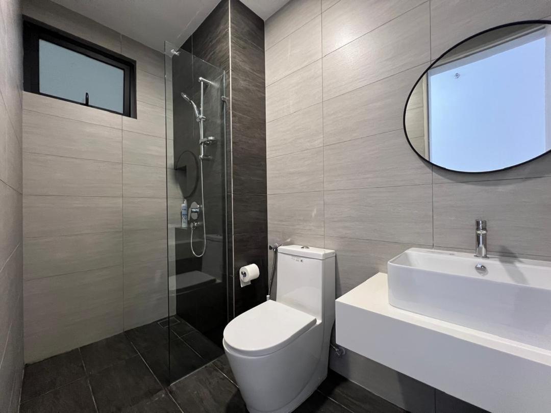 Apartment 2r2b Chan Sow Lin Trion 2 - 6 Pax