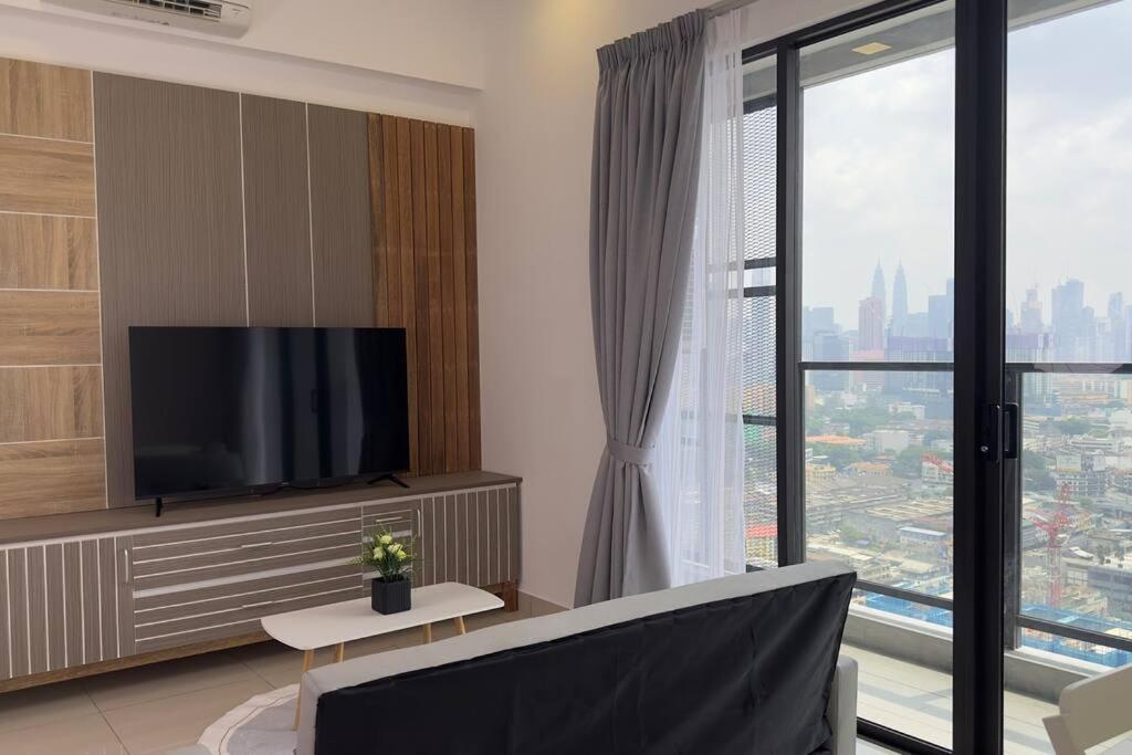 Luxury 2br 2br Klcc View Service Trion Kl *