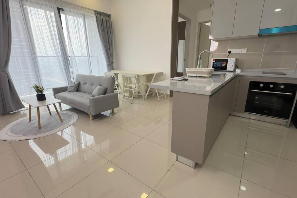 Apartment Luxury 2br 2br Klcc View Service Trion Kl Kuala Lumpur