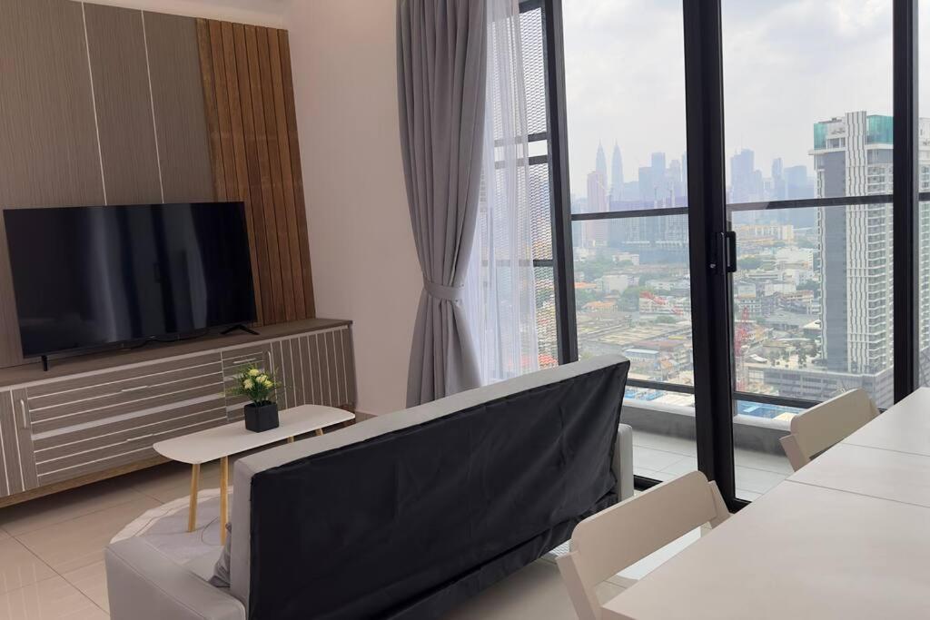Apartment Luxury 2br 2br Klcc View Service Trion Kl *