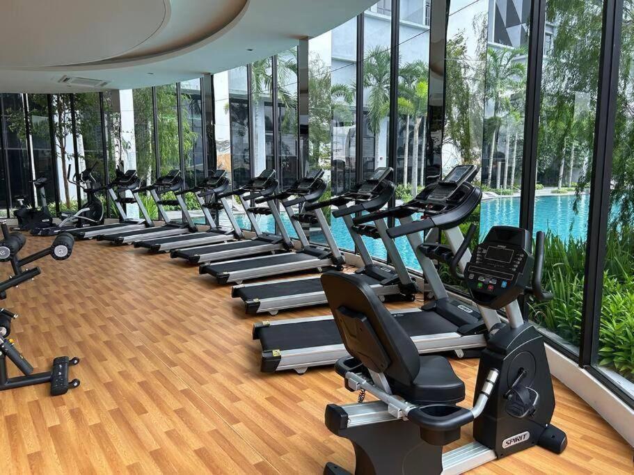Apartment Luxury 2br 2br Klcc View Service Trion Kl *