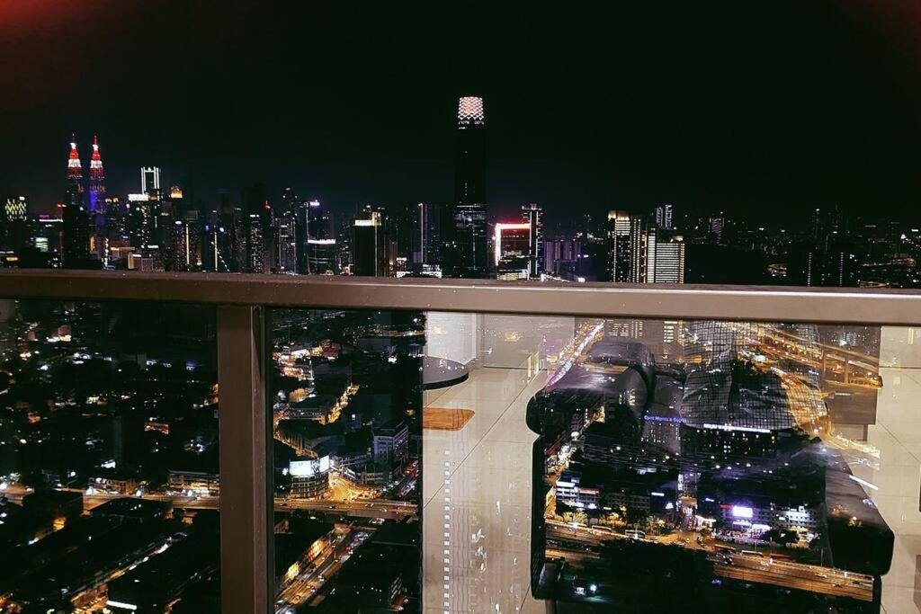 Luxury 2br 2br Klcc View Service Trion Kl Apartment