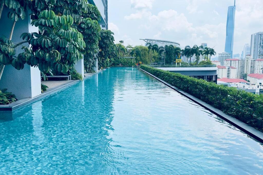 Luxury 2br 2br Klcc View Service Trion Kl Apartment Kuala Lumpur