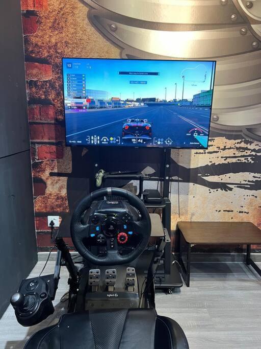 Kltownracingvrkaraoke14pax Apartment