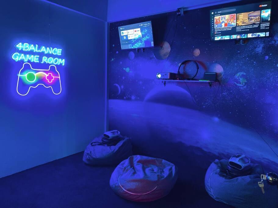 Apartment Kltownracingvrkaraoke14pax Kuala Lumpur