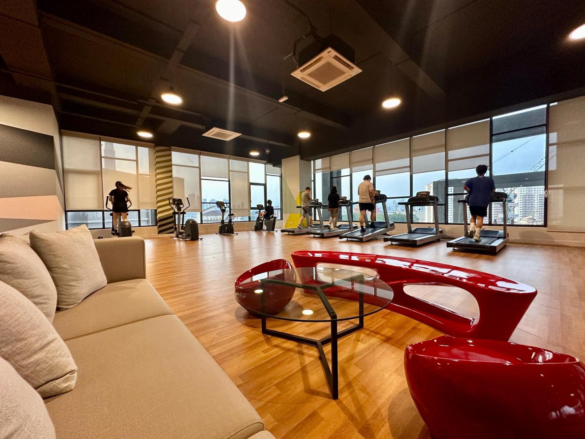 Apartment Sunway Velocity 2 -- Dual Key X Child Friendly With Comfy By Cowidea