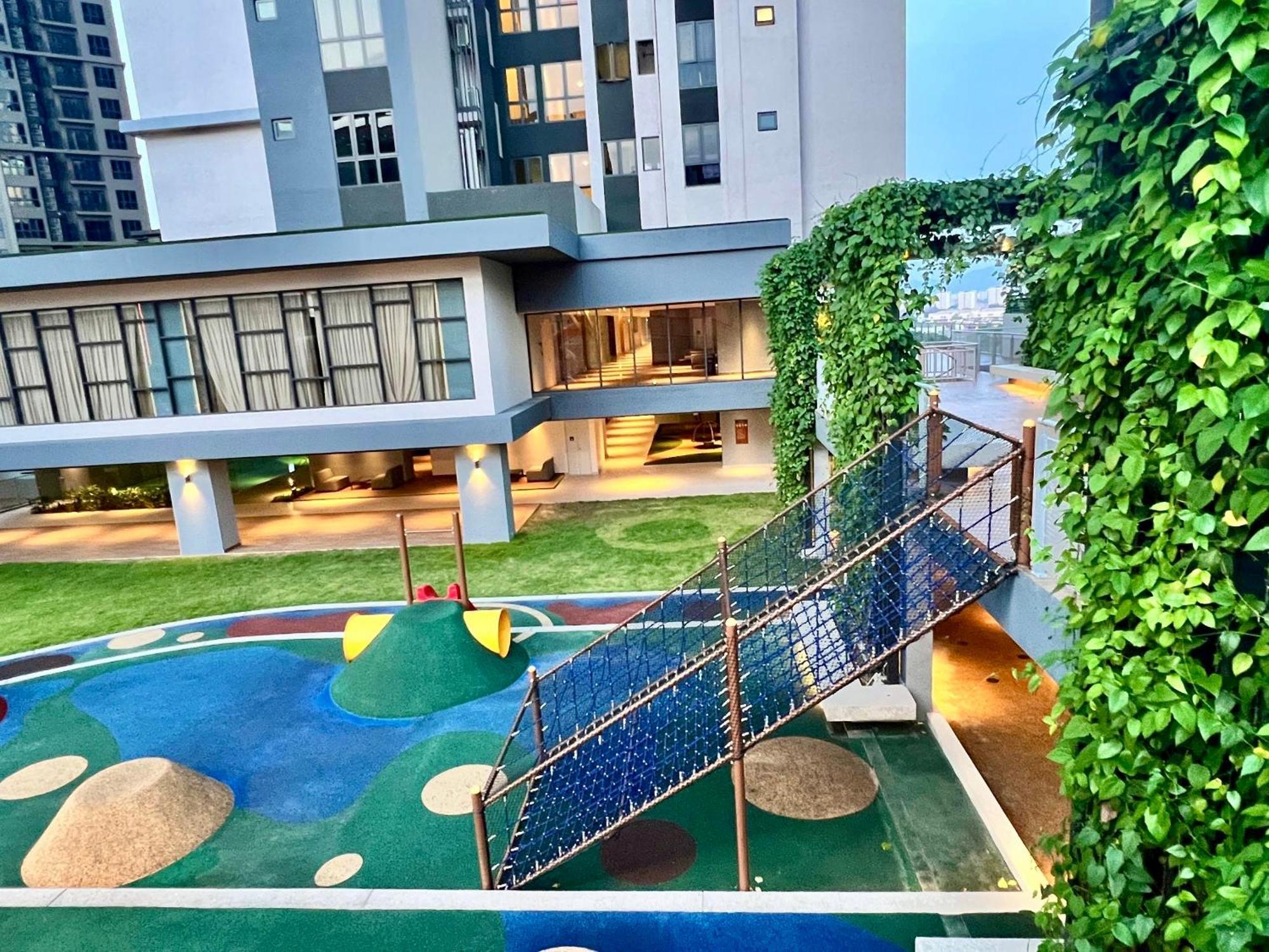 Sunway Velocity 2 -- Dual Key X Child Friendly With Comfy By Cowidea Kuala Lumpur