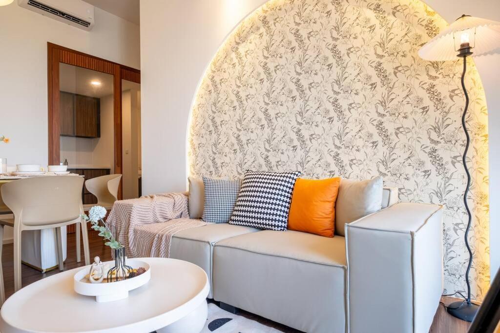 Apartment Paradise S Velocity Mall Lrt Mrt 中文房东