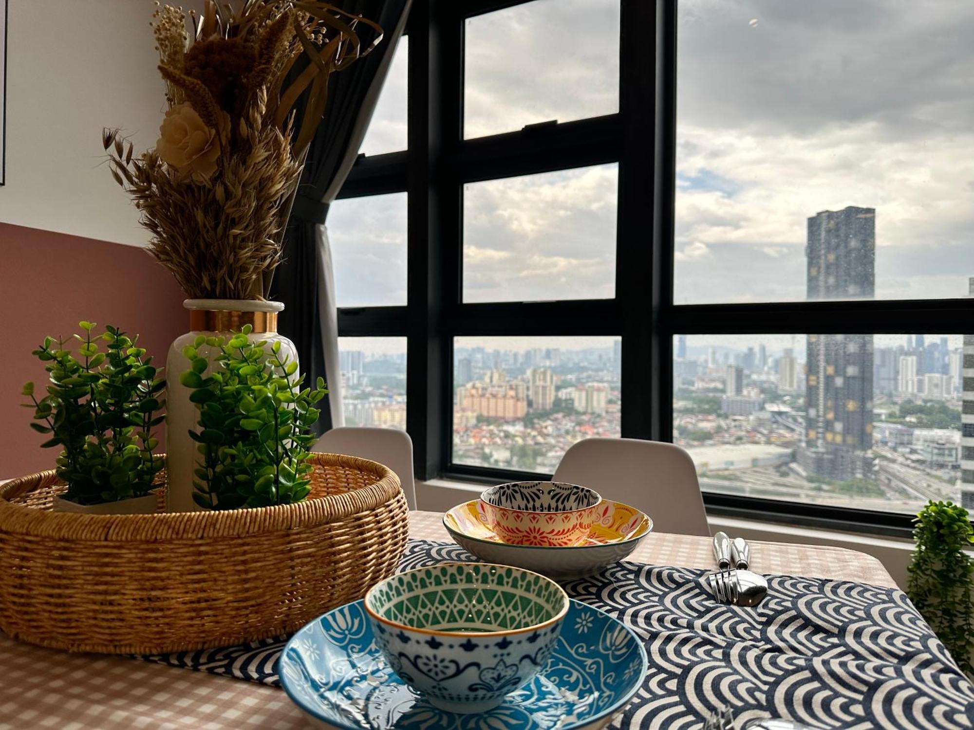 Apartment Ekocheras Suites, 1-5 Pax Kuala Lumpur