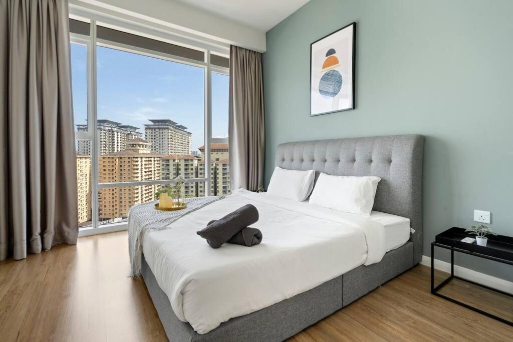 Apartment Kl East Mall-theridge-ps4-pool Table-netflix *