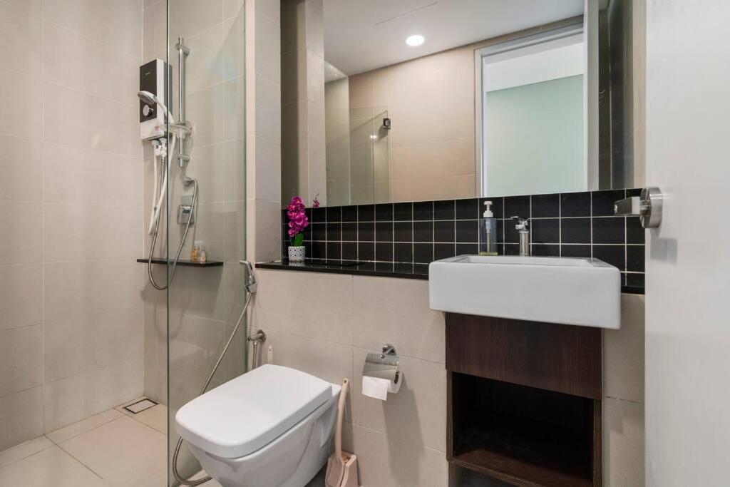 Apartment Kl East Mall-theridge-ps4-pool Table-netflix Kuala Lumpur