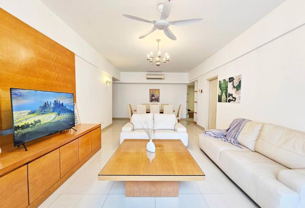 Fahrenheit Bukit Bintang Big Group 13pax Family Apartment *